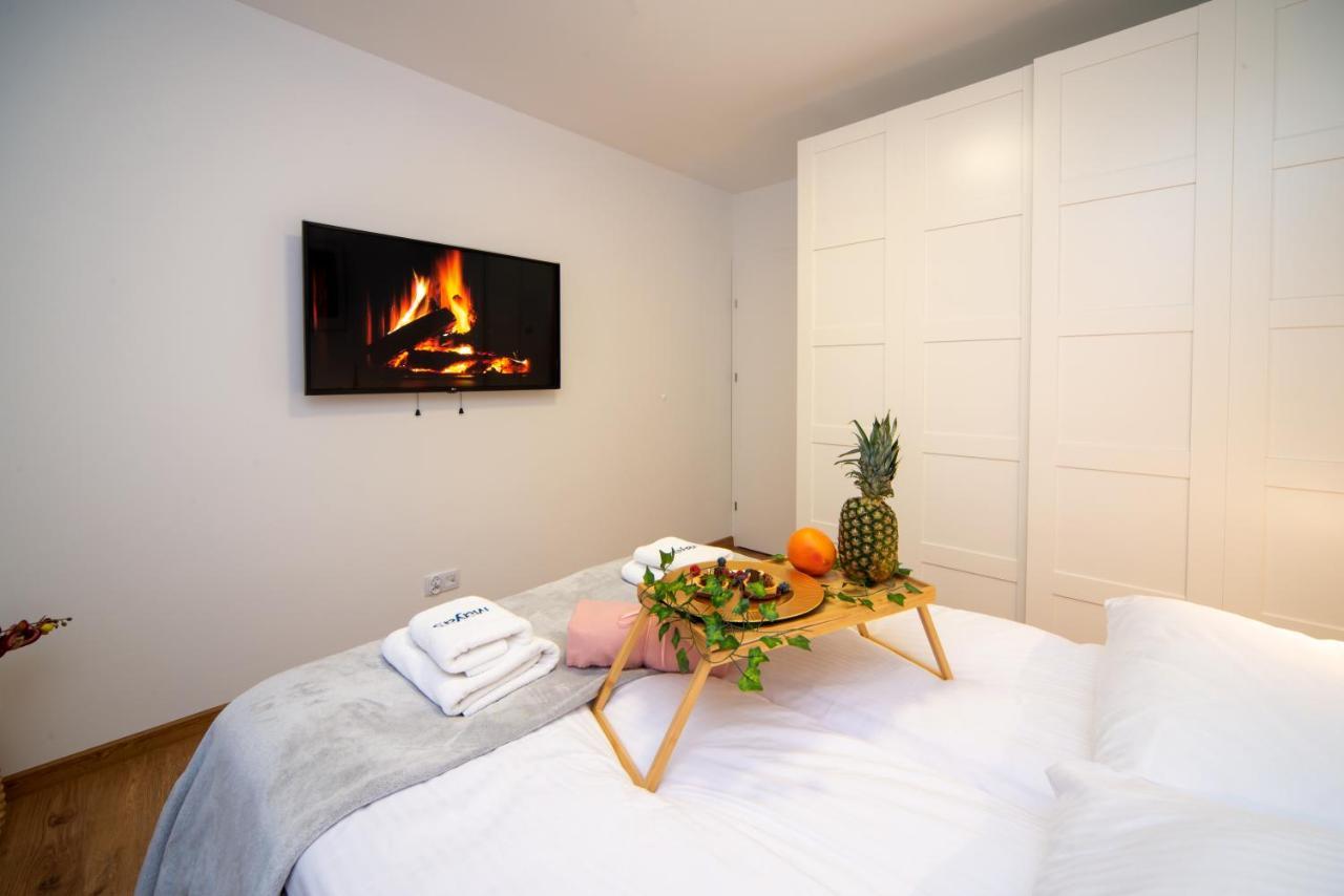 Maya's Flats & 49 - Spacious 3 In Szafarnia * Gdansk