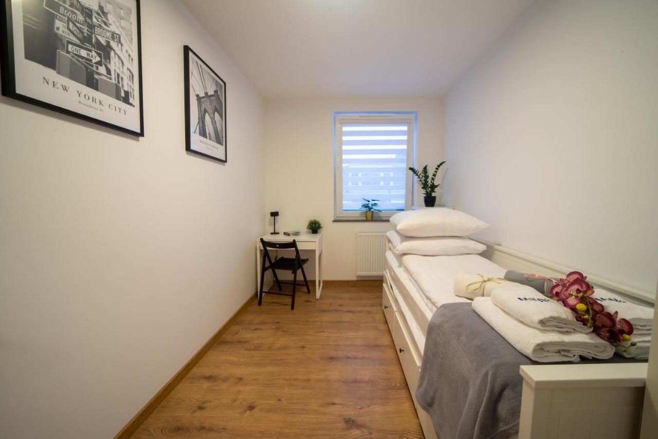 Maya's Flats & 49 - Spacious 3 In Szafarnia Gdansk