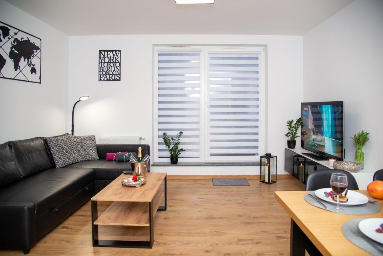 Maya's Flats & 49 - Spacious 3 In Szafarnia Apartamento *